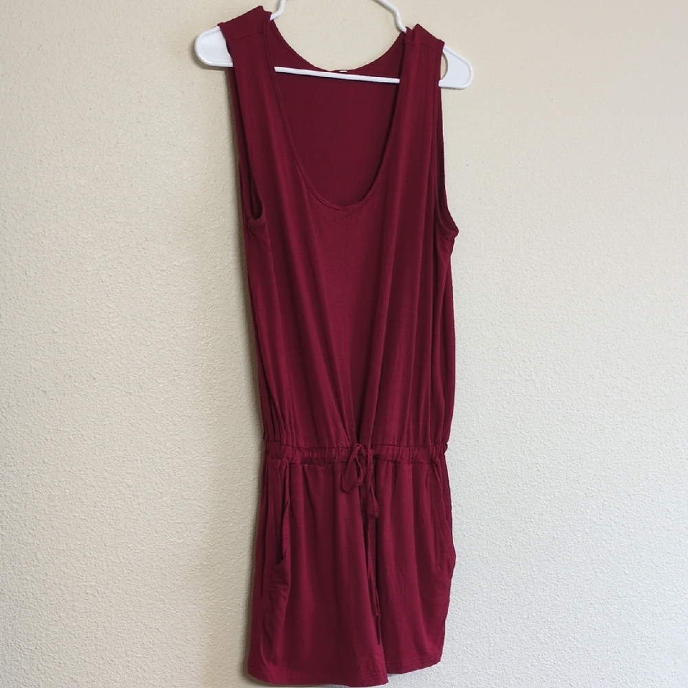 Tagless Cranberry Sleeveless  Romper Size Large